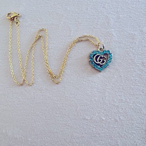 GUCCI Upcycled Turquoise & Gold Charm on Gold Tone Necklace - Picture 4 of 6